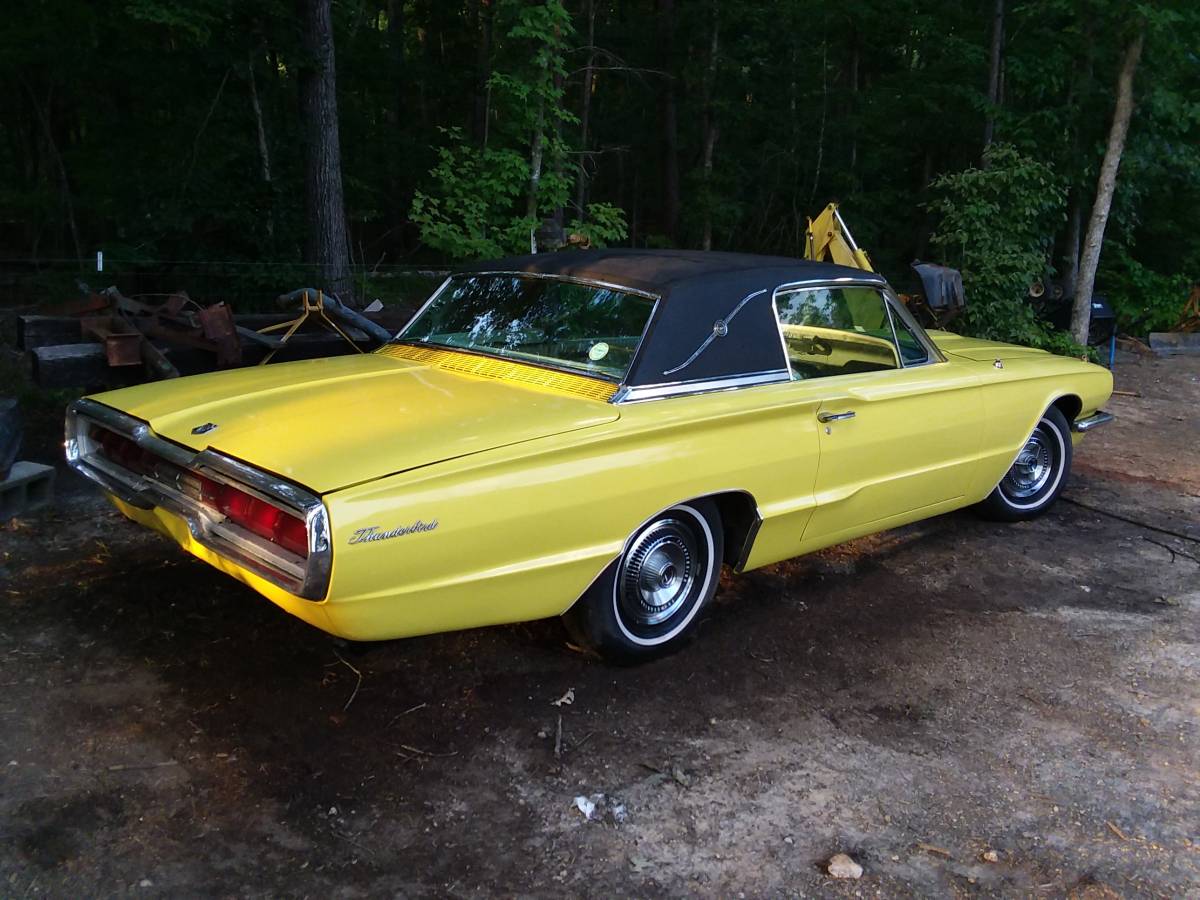 Ford-Thunderbird-1966-yellow