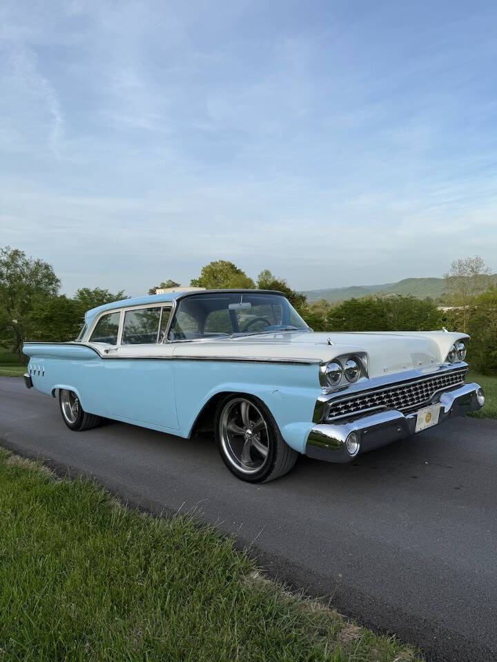 Ford-Tudor-1959-Wedgwood-Blue-Blue