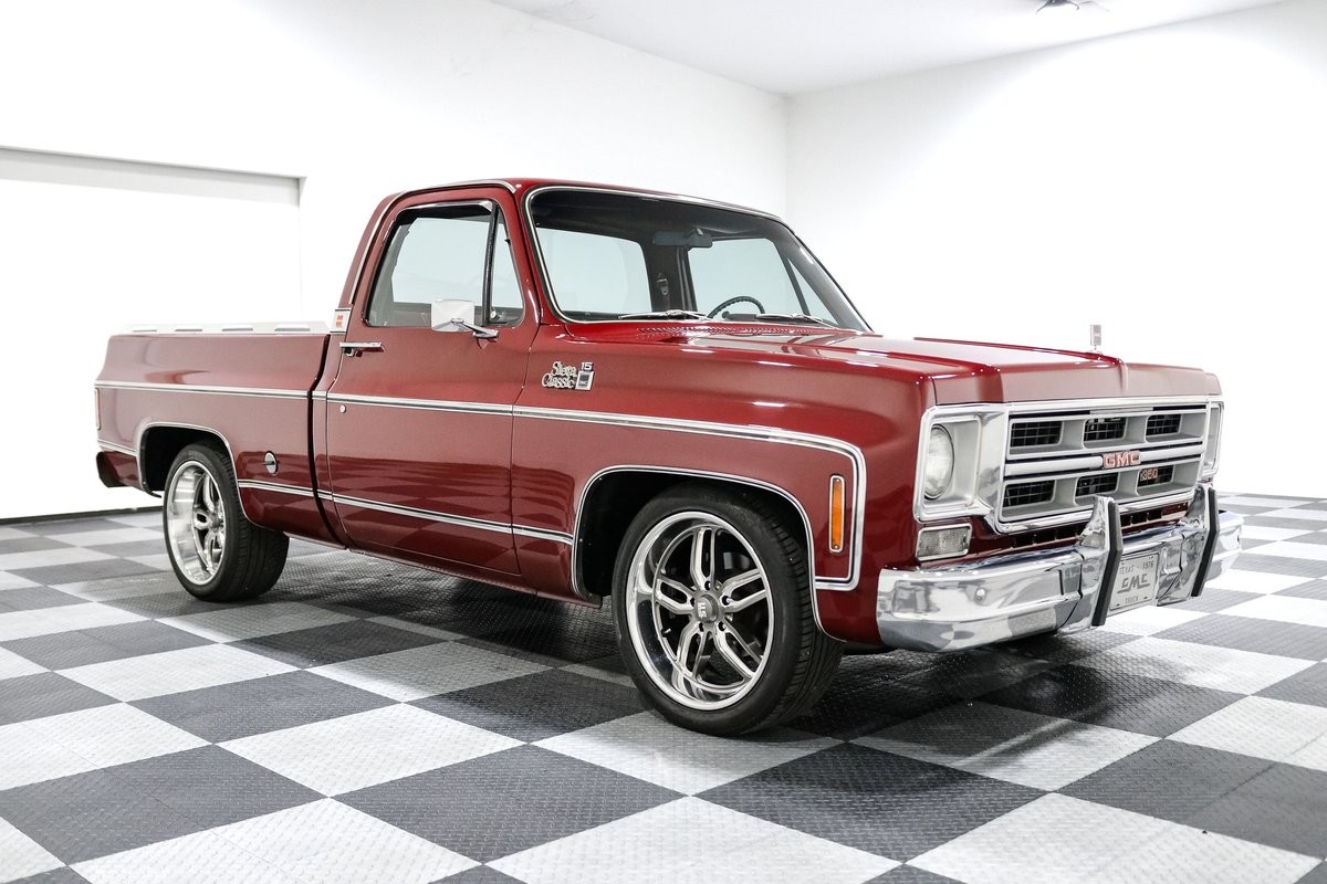GMC-Sierra-1500-1976-Truck-Red
