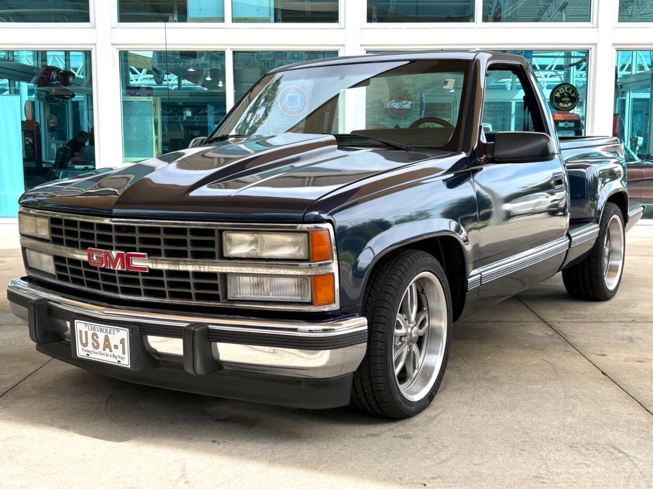 GMC-Sierra-1500-1992-Pickup-Truck-Blue