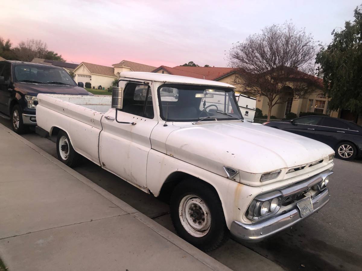 Gmc-Canyon-extended-cab-pick-up-truck-1964