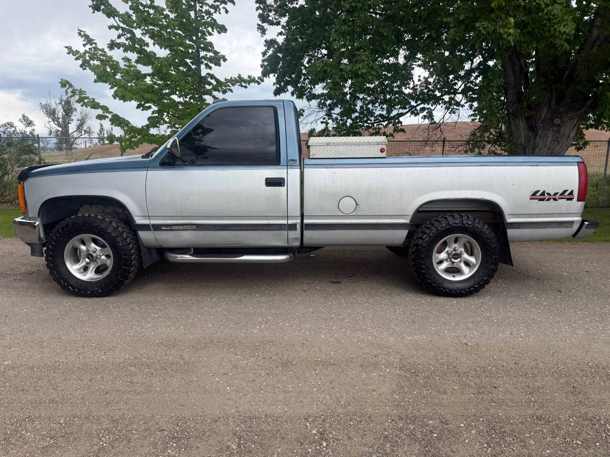 Gmc-Gmt-400-34-ton-nominal-1988-blue