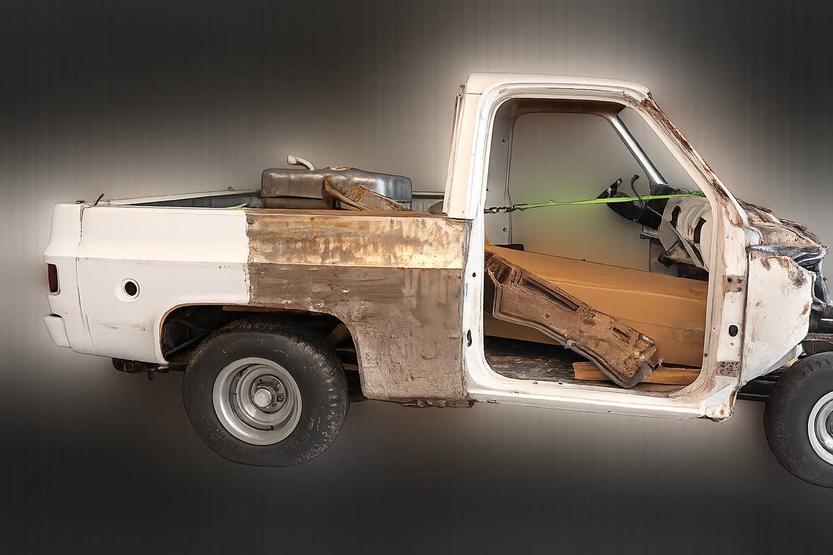 Gmc-Jimmy-1979-white
