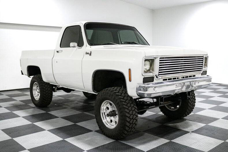 Gmc-K15-1975-White-Black