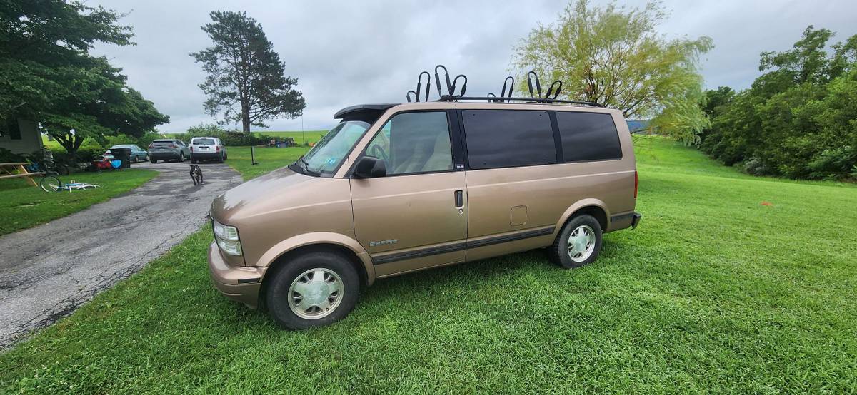 Gmc-Safari-van-1995