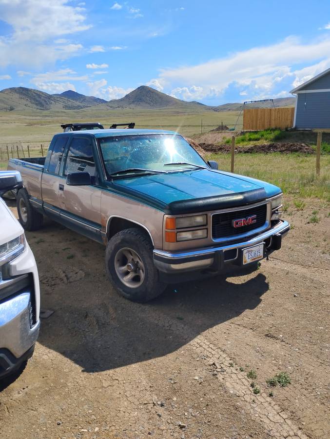 Gmc-Sierra-1500-diesel-1996-green