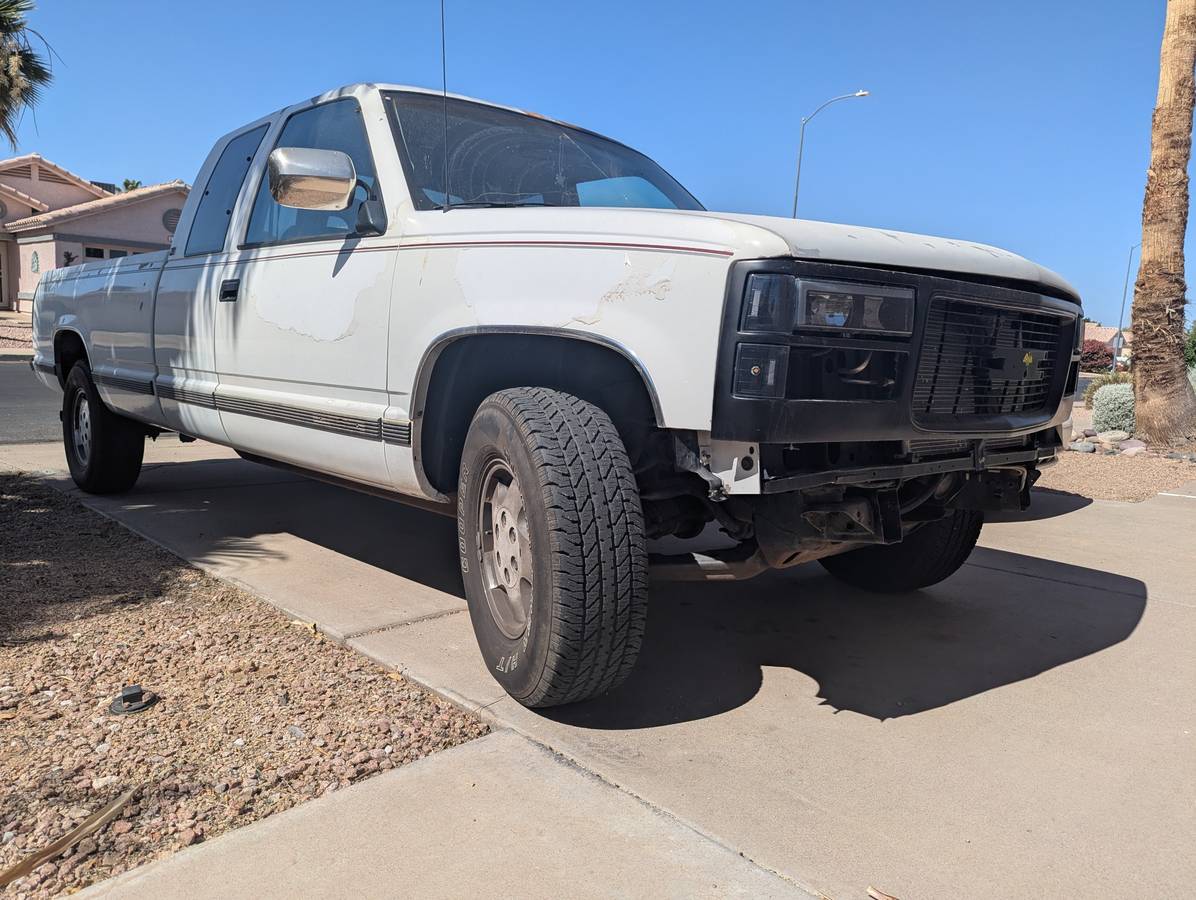 Gmc-Sierra-2500-crew-cab-1994-white