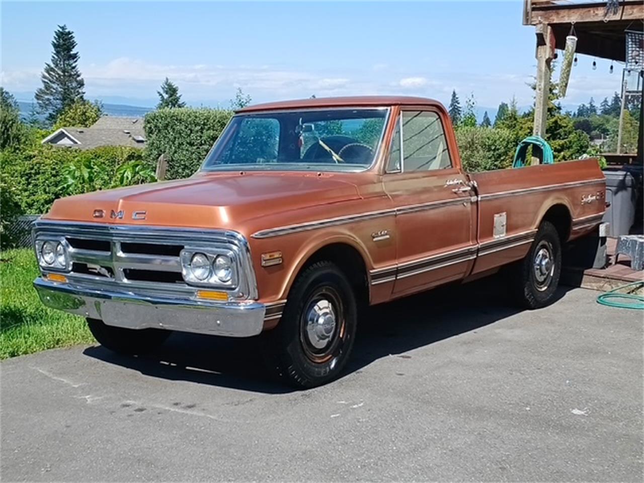 Gmc-Sierra-grande-1969-bronze-tan