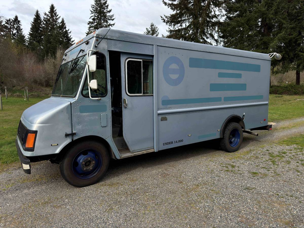 Gmc-Step-van-diesel-1994-blue