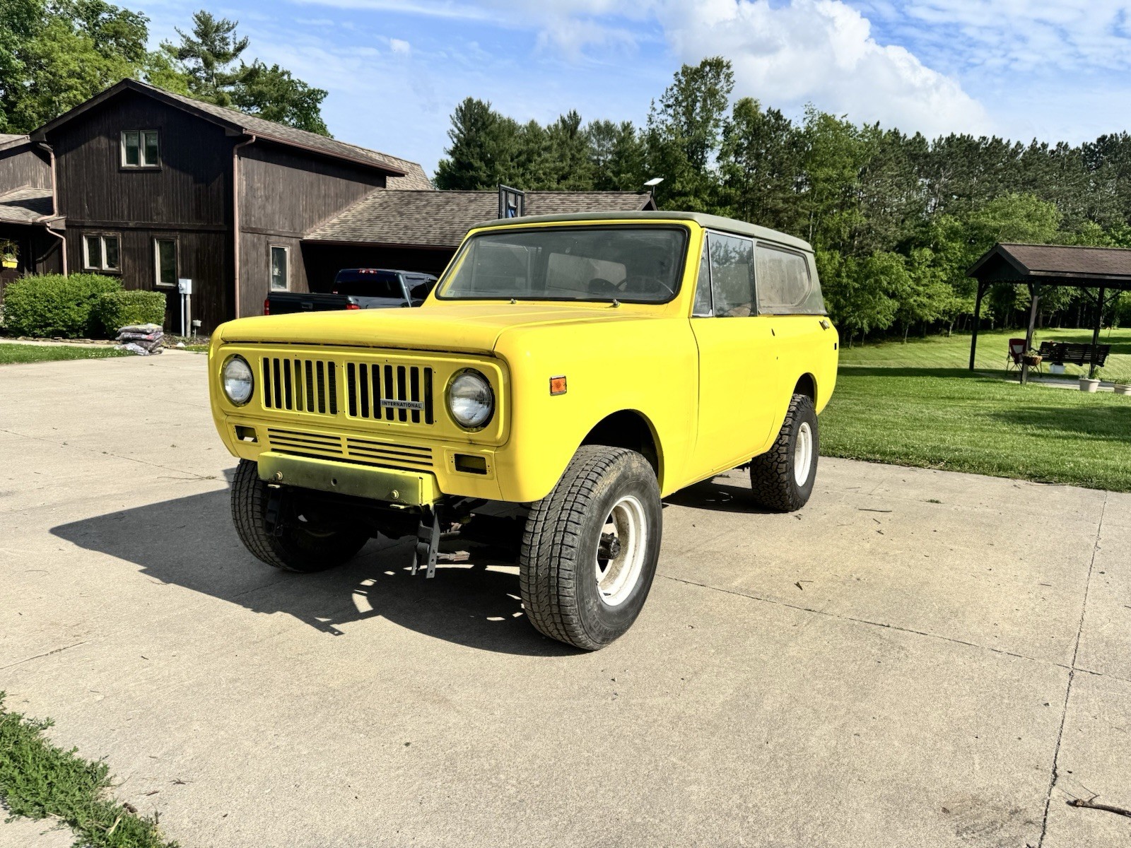 International-Harvester-Scout-1973-Convertible
