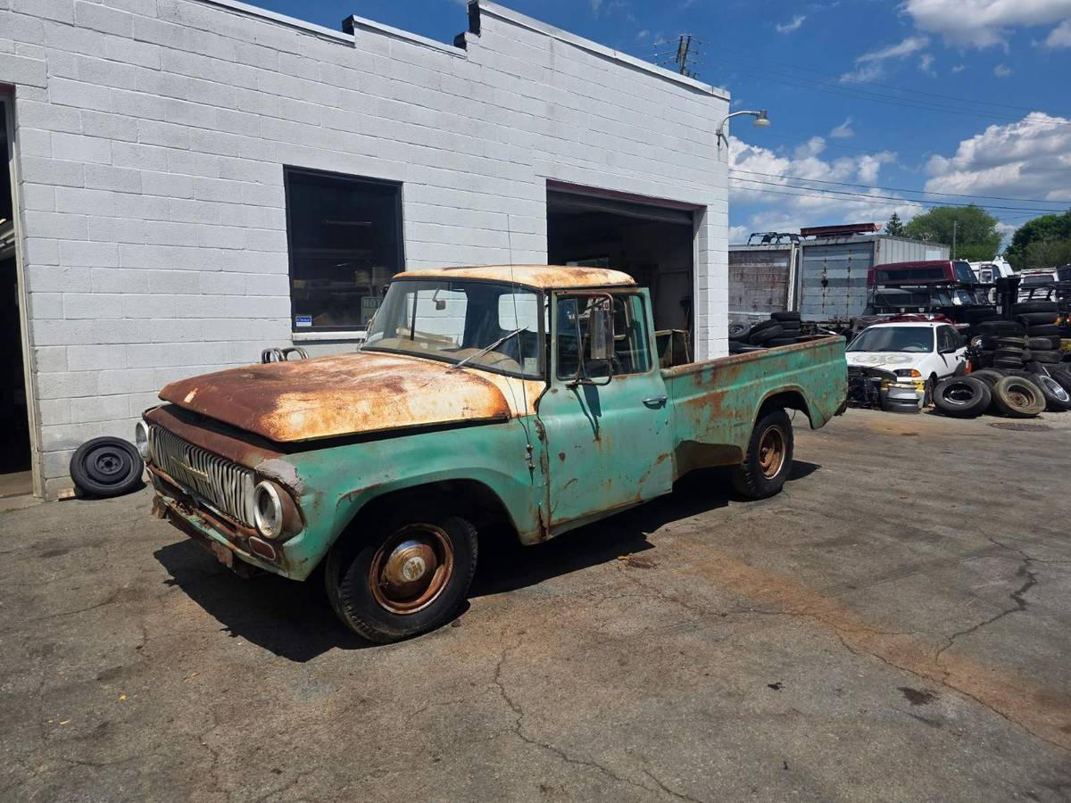 International-ihc-1100-1965-green