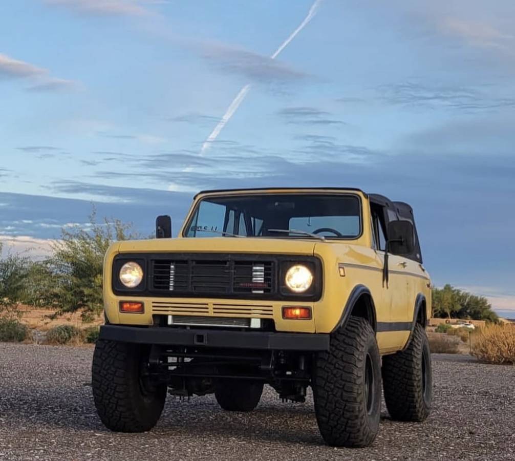 International-ihc-Scout-ii-1972-yellow