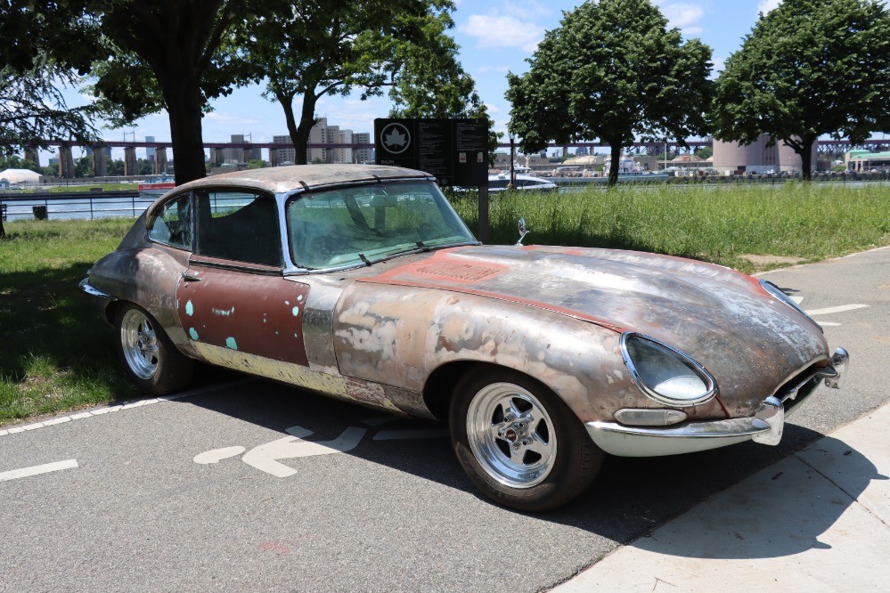 Jaguar-XKE-1966-Convertible-Black