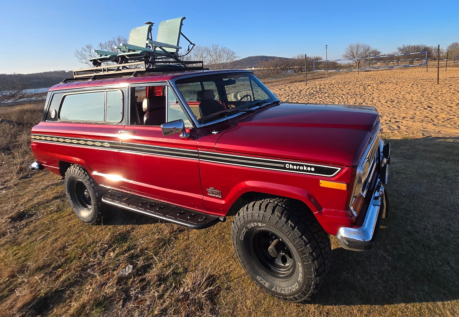 Jeep-Cherokee-1977