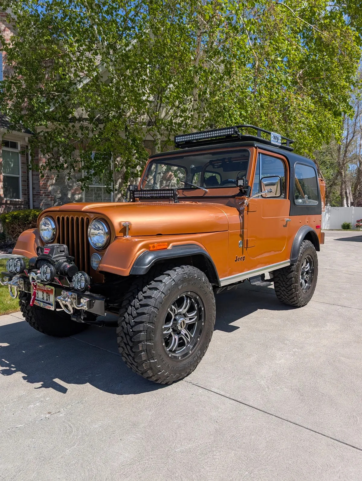 Jeep-Cj-7-1978-Golden-Ginger-Black