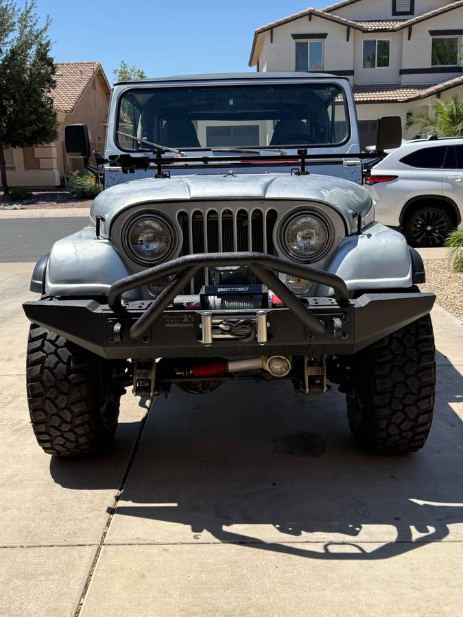 Jeep-Cj7-1978-silver