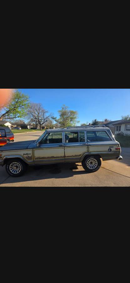 Jeep-Grand-wagoneer-1989-blue