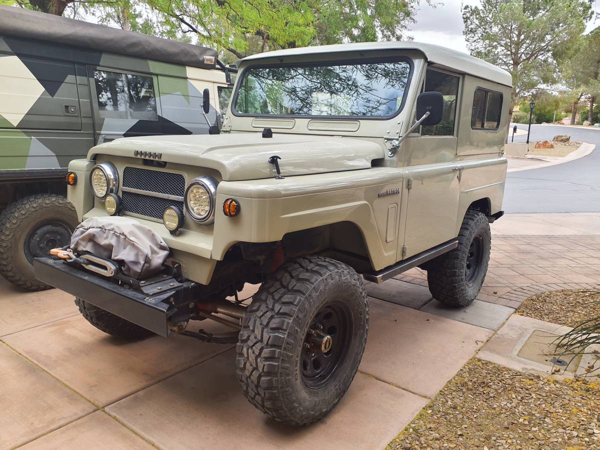 Jeep-Nissan-patrol-1969