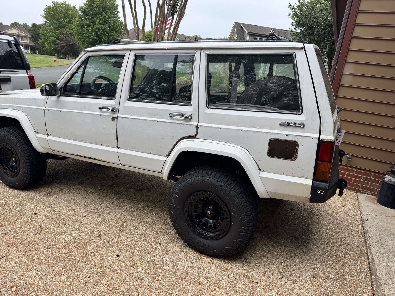 Jeep-Wagoneer-1990-Wagon