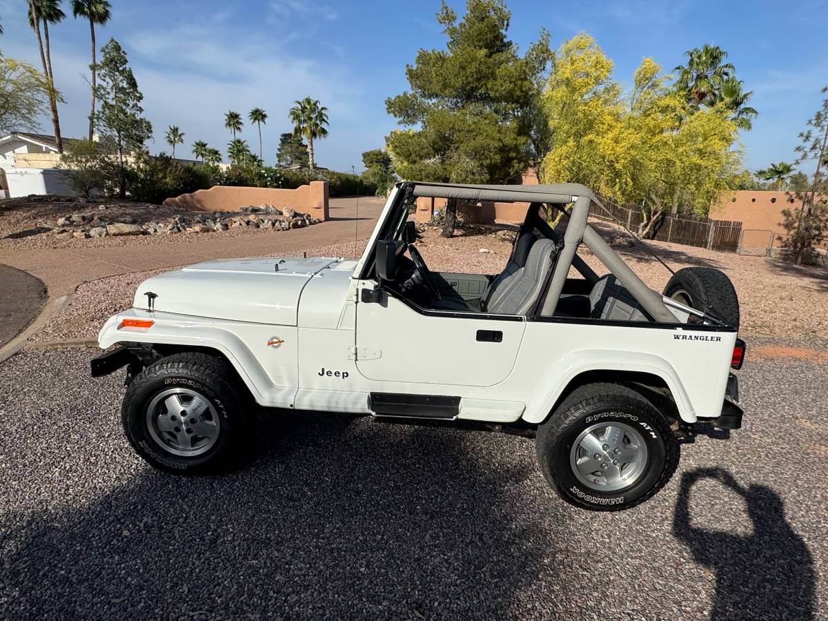 Jeep-Wrangler-1989