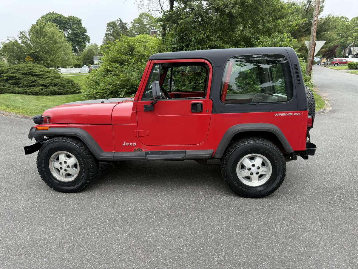 Jeep-Wrangler-1995-red