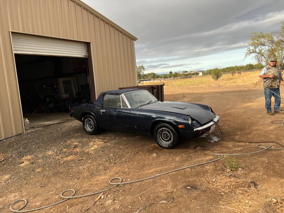 Jensen-Healey-roadster-1973-blue