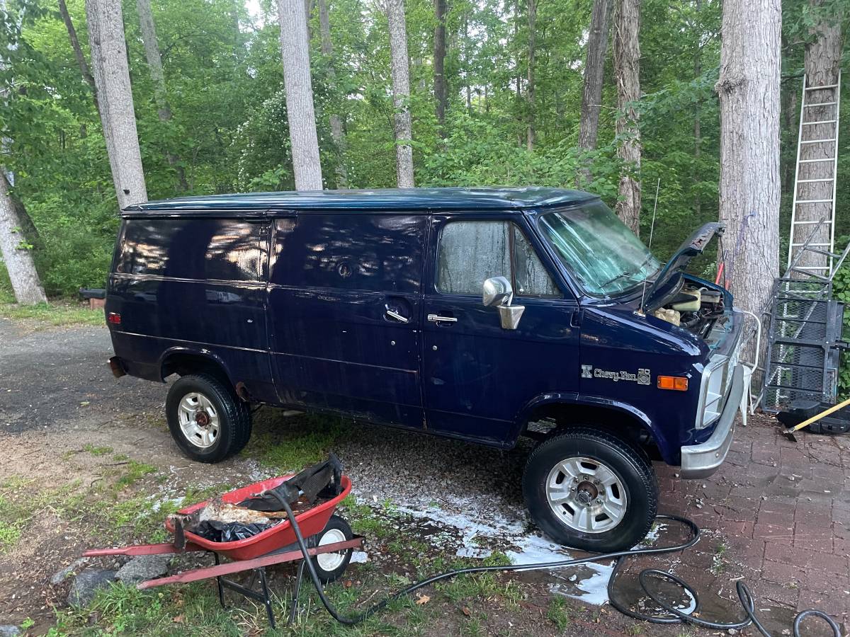 K30-one-ton-4x4-1982