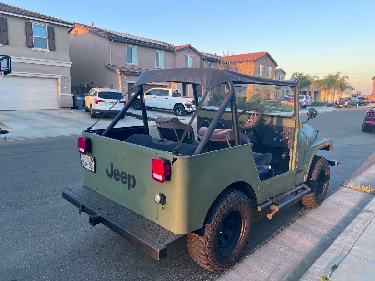 Kaiser-Jeep-1970