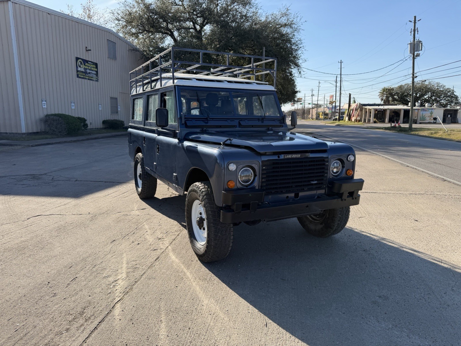 Land Rover Defender 1973
