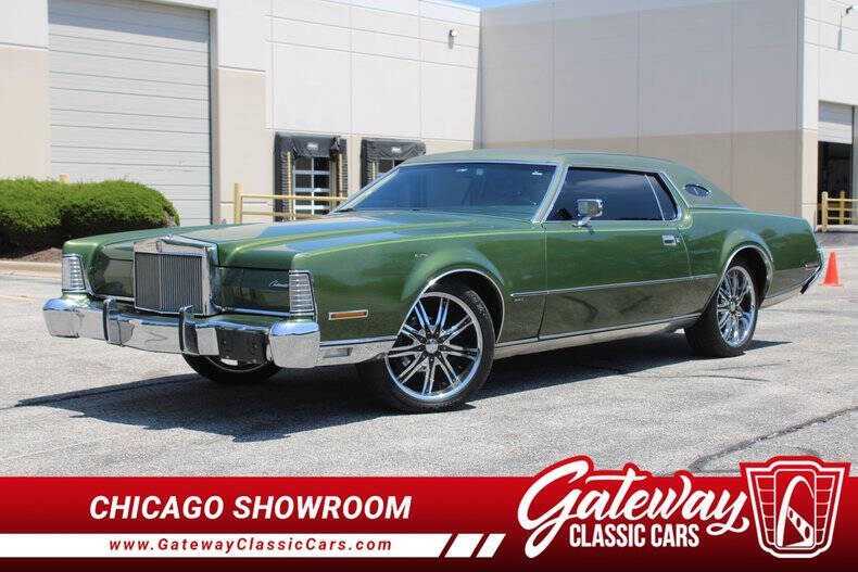 Lincoln-Continental-1973-Green-Off-White