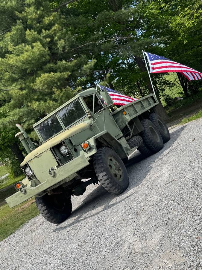 M35a2-kaiser-jeep-diesel-1969-green