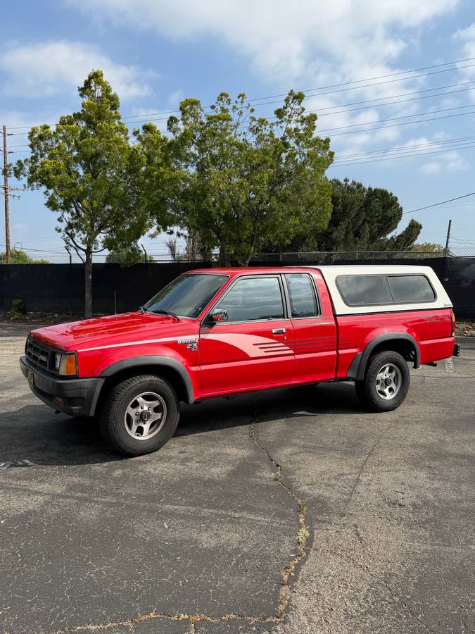 Mazda-B2600i-1992-red