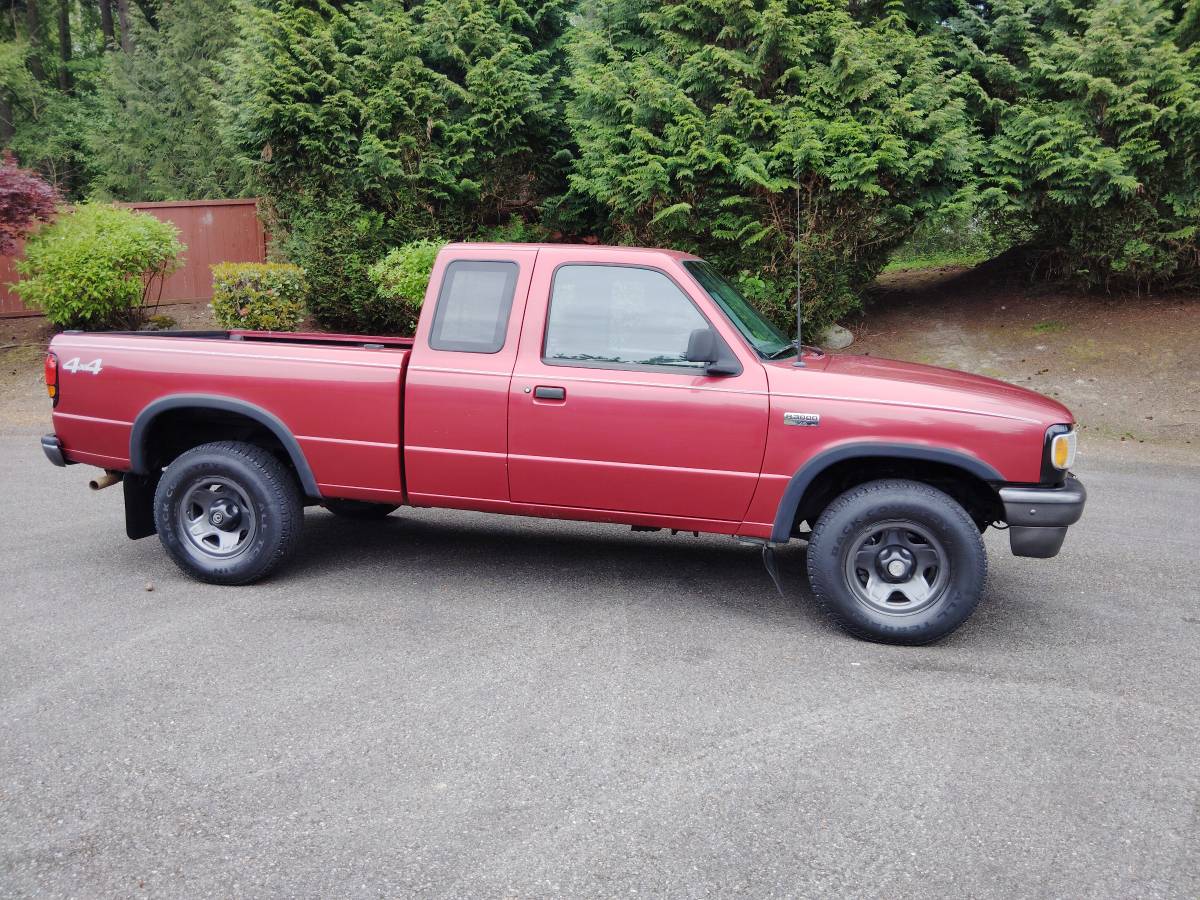 Mazda-B3000-1995-red
