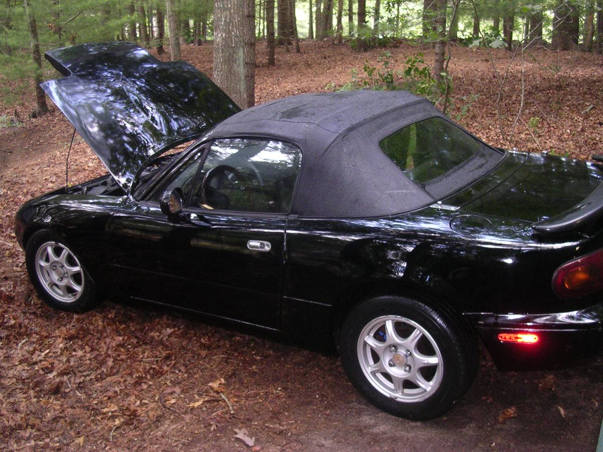 Mazda-Mx-5-miata-1997-black