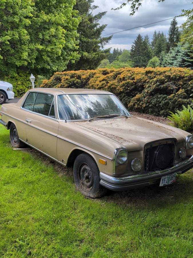 Mercedes-250c-1971