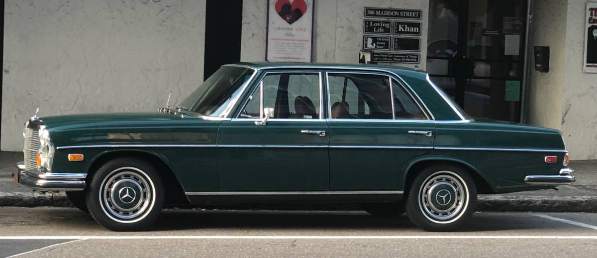 Mercedes-280-se-1972-green