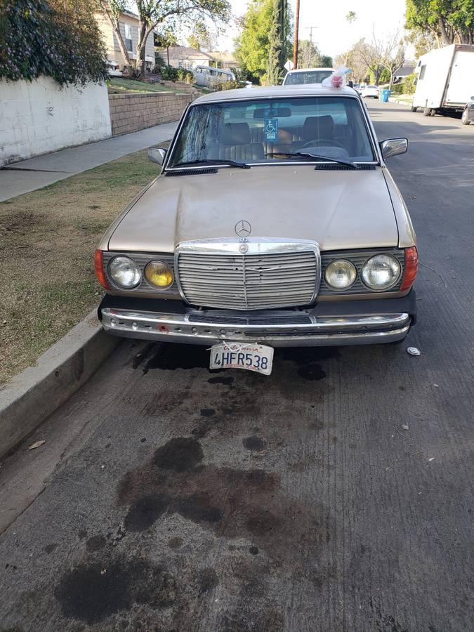 Mercedes-benz-300d-turbo-diesel-1985-brown