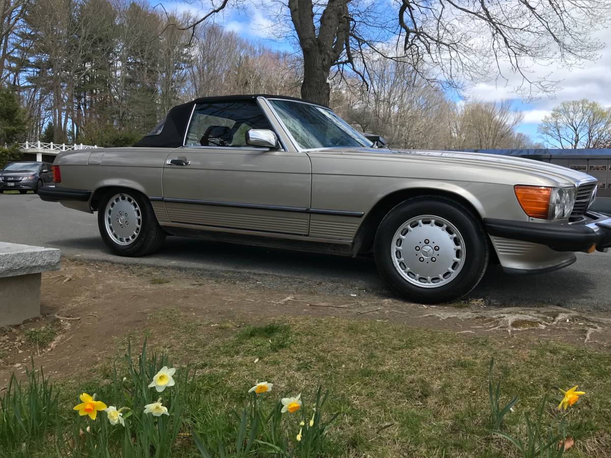 Mercedes-benz-560-560sl-1986-silver
