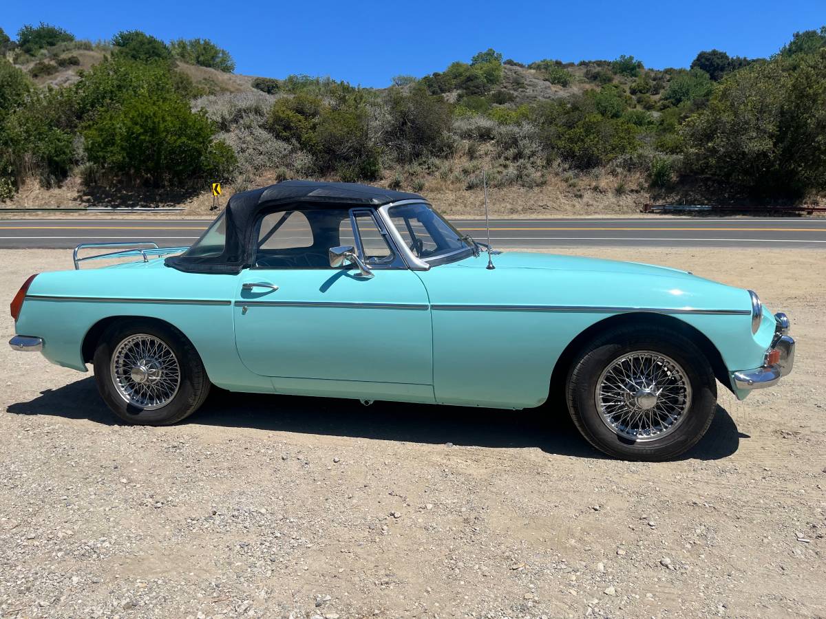 Mg-Mgb-1968-green