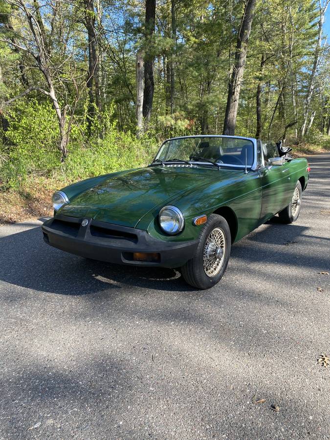 Mgb-convertible-1977-green