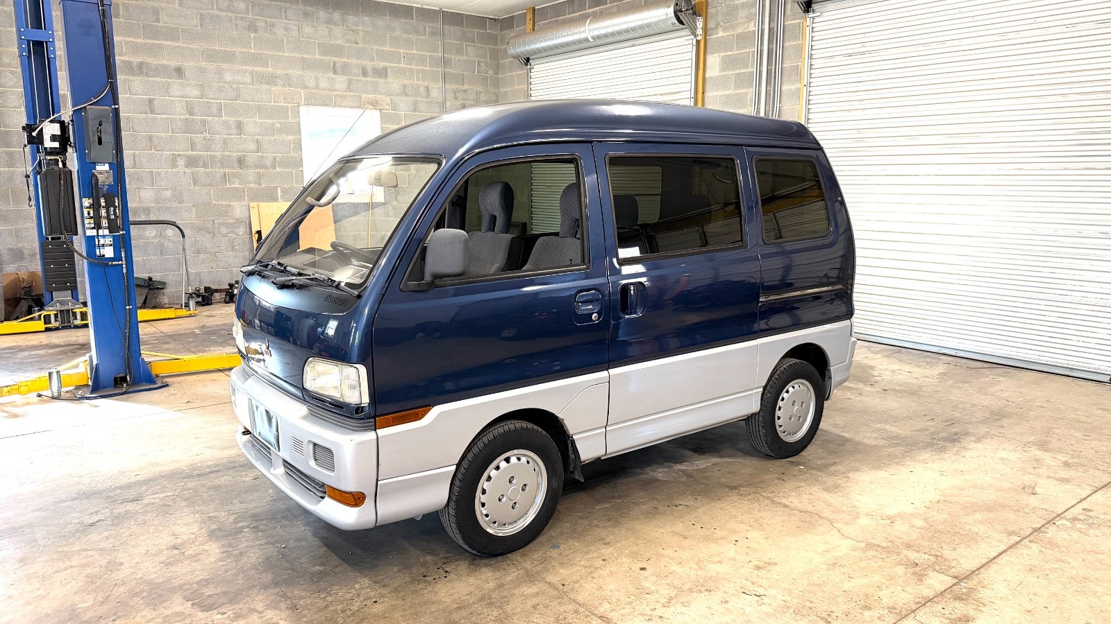 Mitsubishi Bravo mini 1994