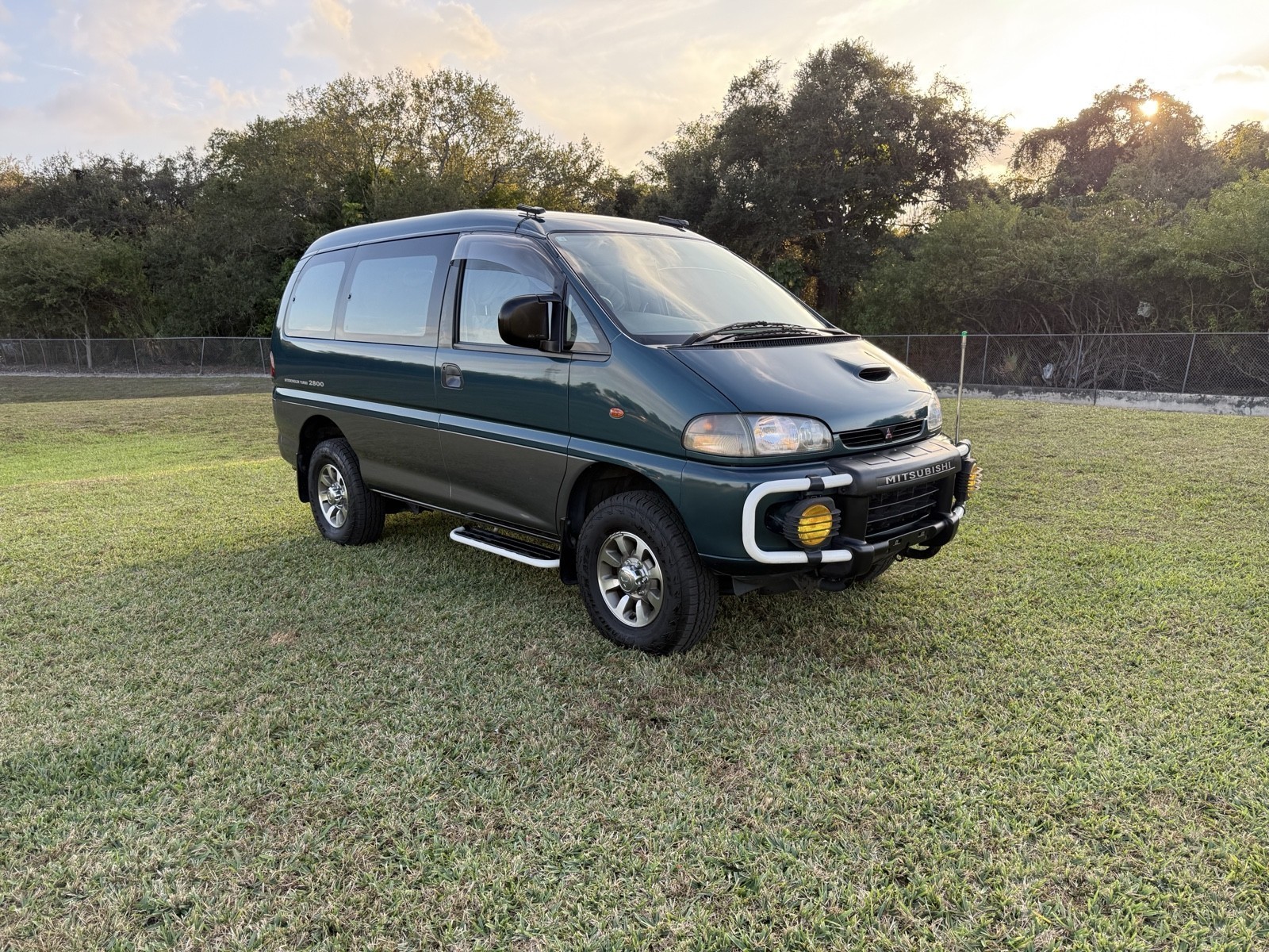 Mitsubishi Delica 1996