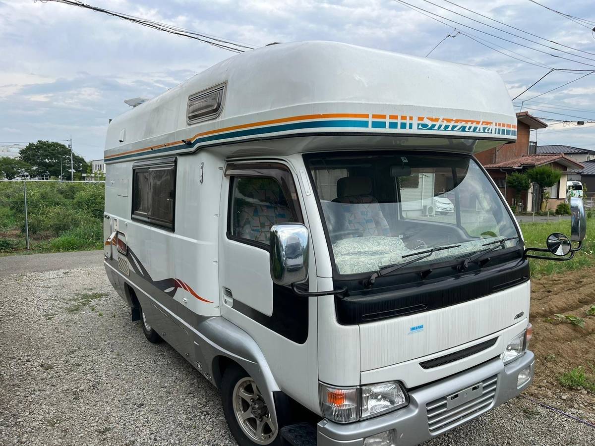 Nissan-Atlas-diesel-1993-white