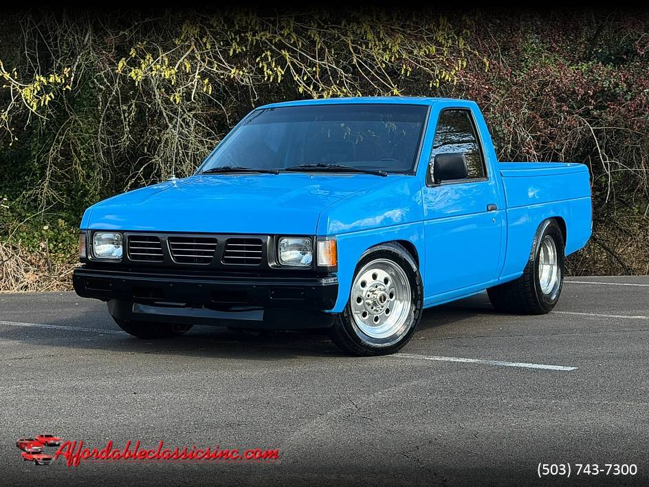 Nissan-D21-hardbody-custom-1987