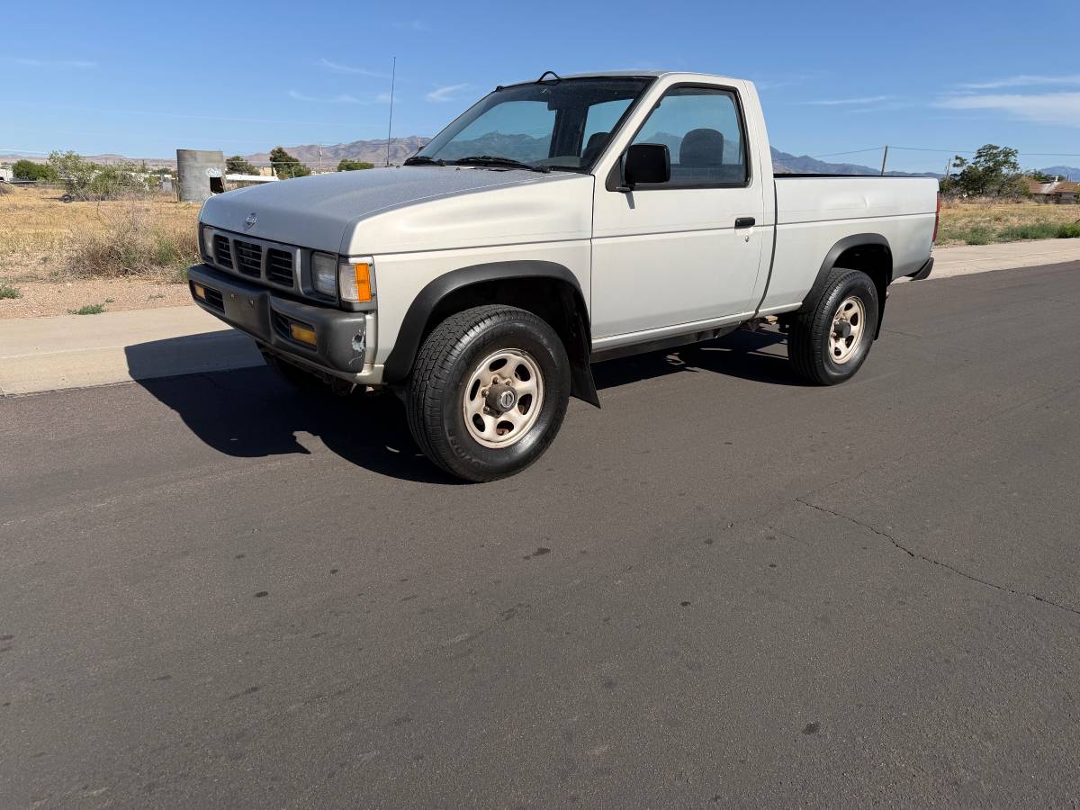 Nissan-Hardbody-pickup-1996
