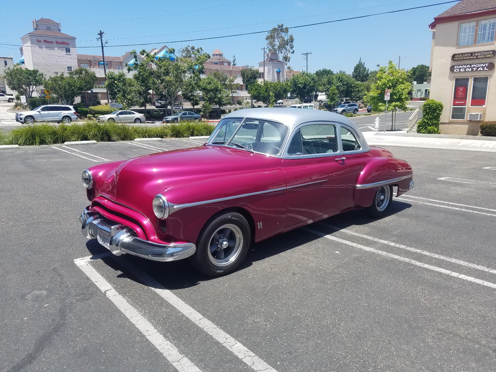 Oldsmobile-1949-Coupe-Gray