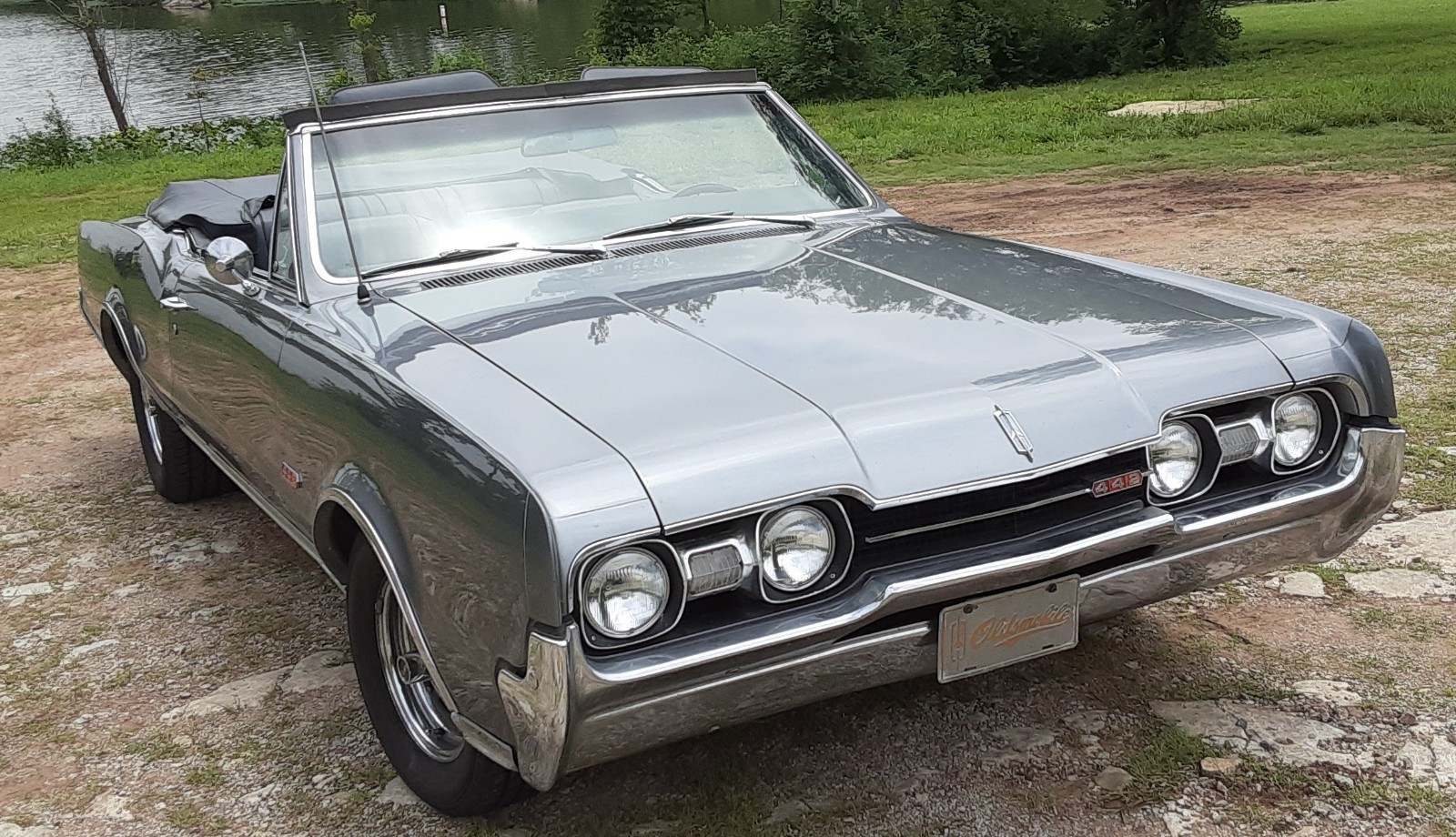 Oldsmobile-442-1967-Convertible-Black