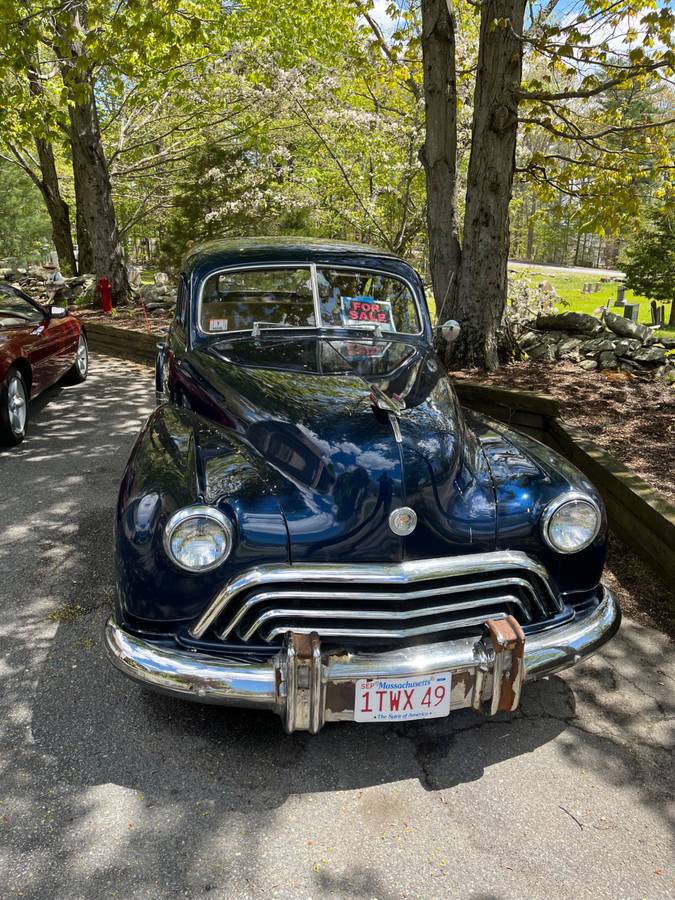 Oldsmobile-66-1948-blue