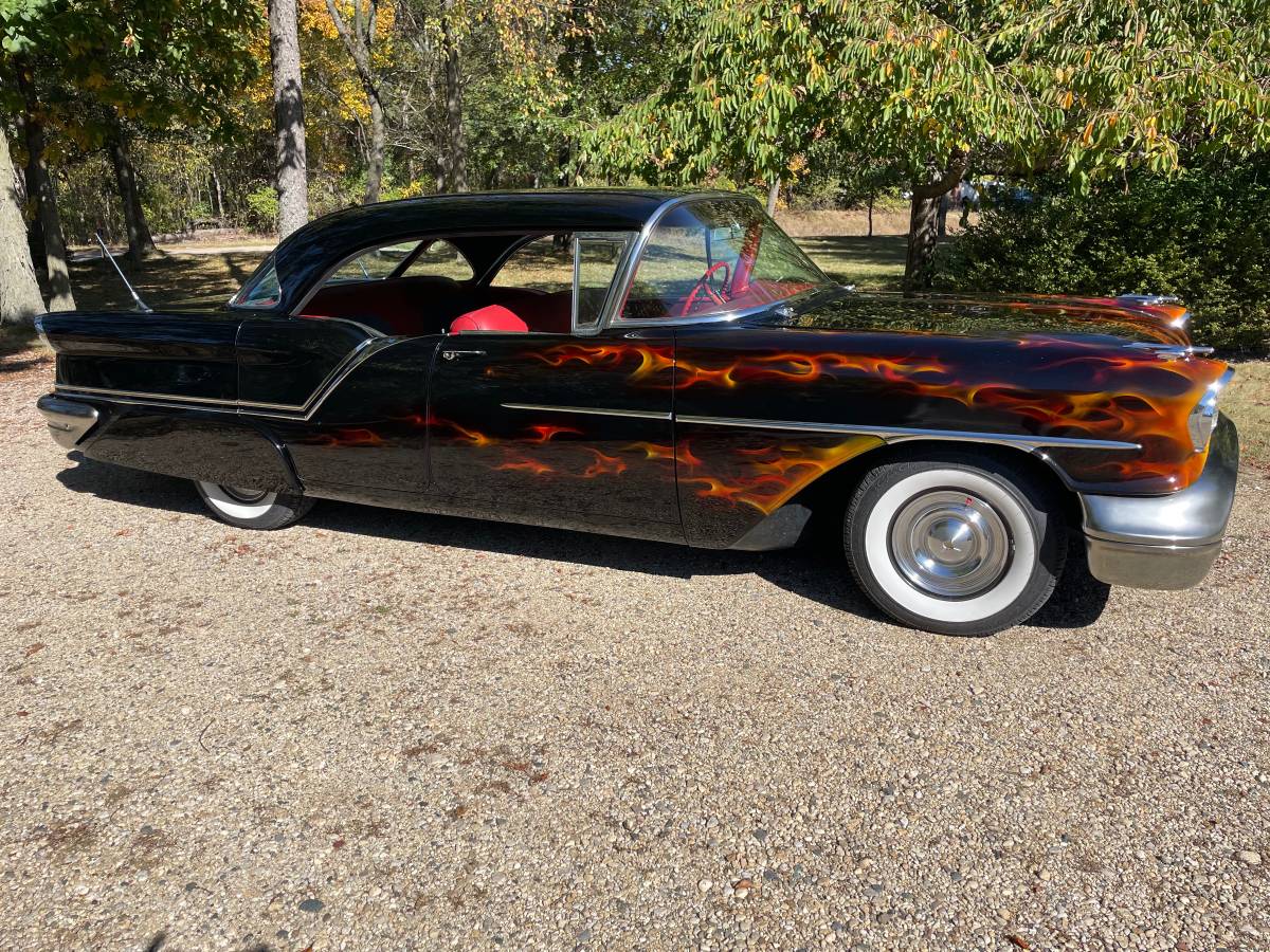 Oldsmobile-88-1957-black