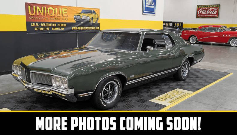 Oldsmobile-Cutlass-1970-Green